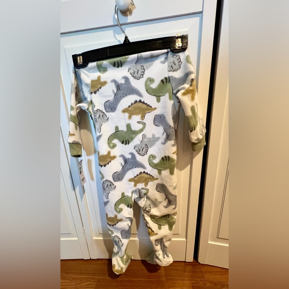 NWT. Carter’s PJ’s - Picture 8 of 10